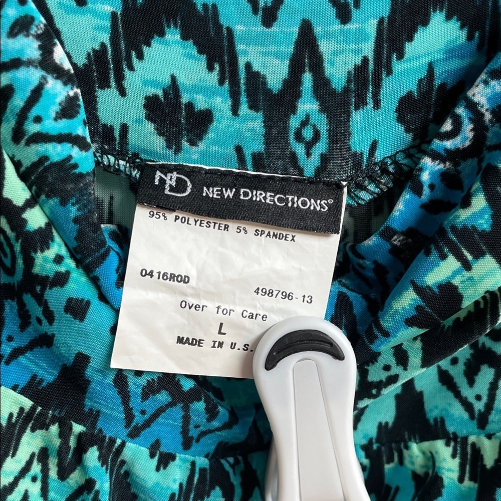 Two Pieces/Sew In Love Turquoise Top and New Directions Maxi Skirt - Picture 7 of 10